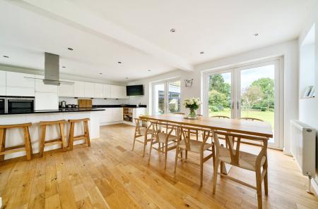 Kitchen/Dining Room