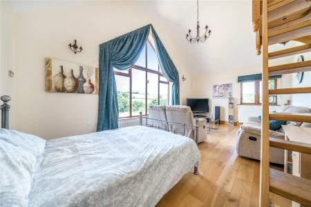 Bedroom/Reception