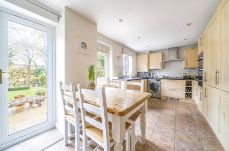 Kitchen/Dining Room