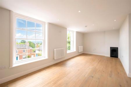 Sitting/Dining Room