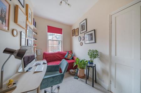 Bedroom 4 / Study