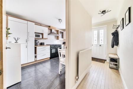 Kitchen/Entrance