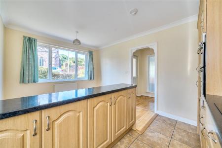 Kitchen/Dining