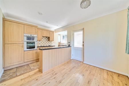 Kitchen/Dining