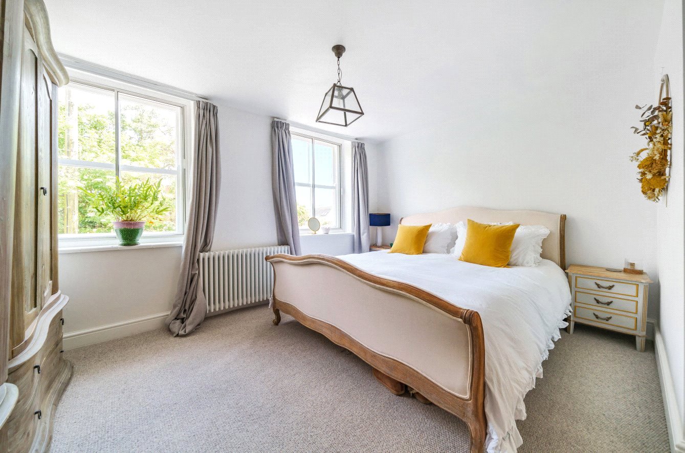 5 bedroom Detached House for sale in Topsham