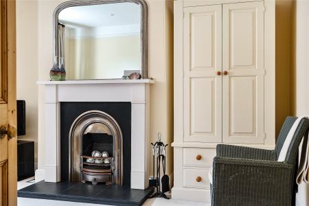 Camio Fireplace