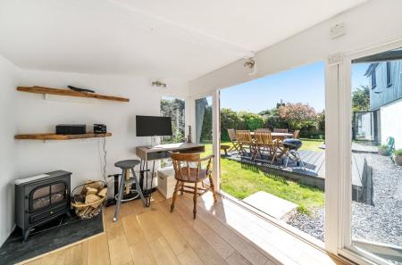 Summer House/Office