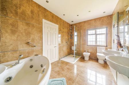 Principal Ensuite