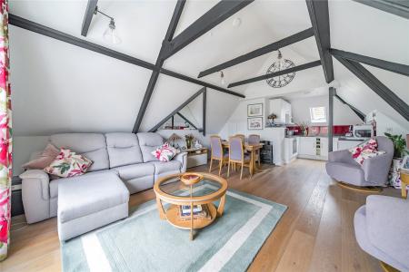 Sitting/Dining Room