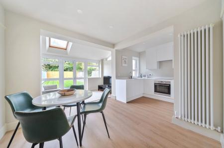 Kitchen/Dining Area