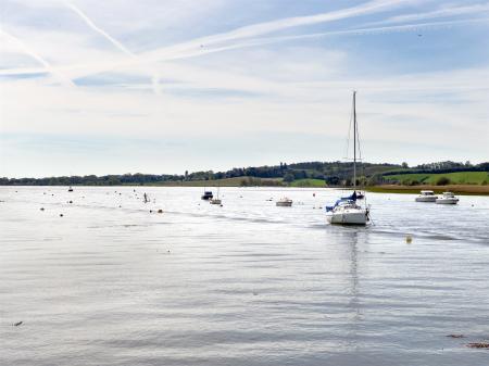 Estuary Views