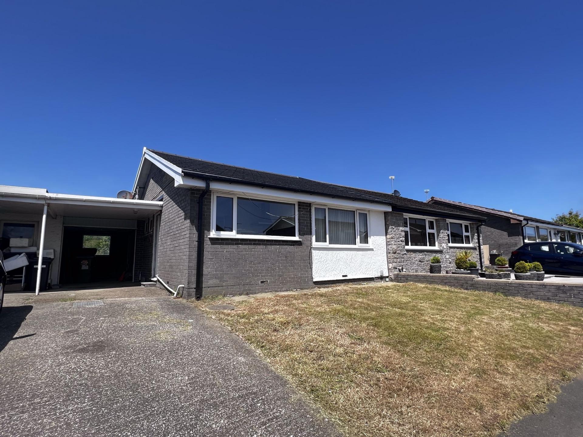 2 bedroom Bungalow for sale in Llanfairpwllgwyngyll