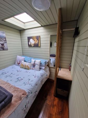 Shepherd's hut