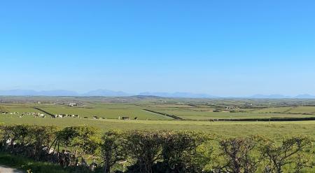 Countryside & Mountain Views