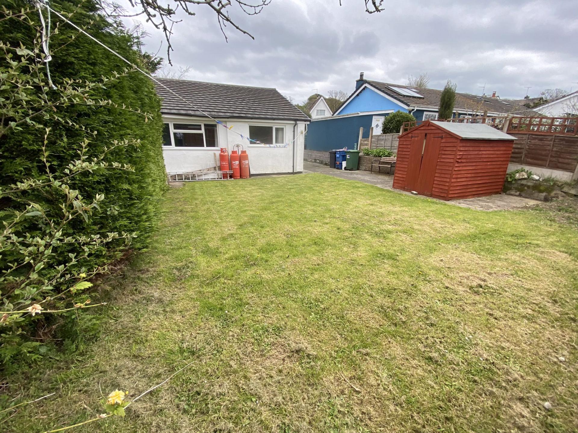 2 bedroom Bungalow for sale in Pentraeth