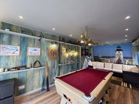 Garden/Games Room