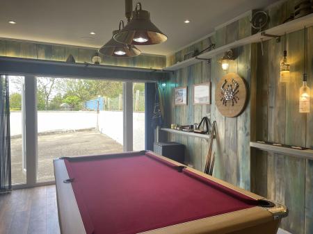 Garden/Games Room