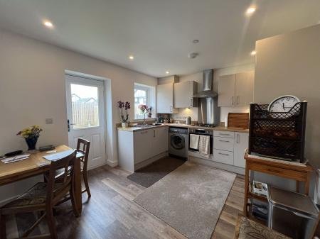 Kitchen/Dining Area