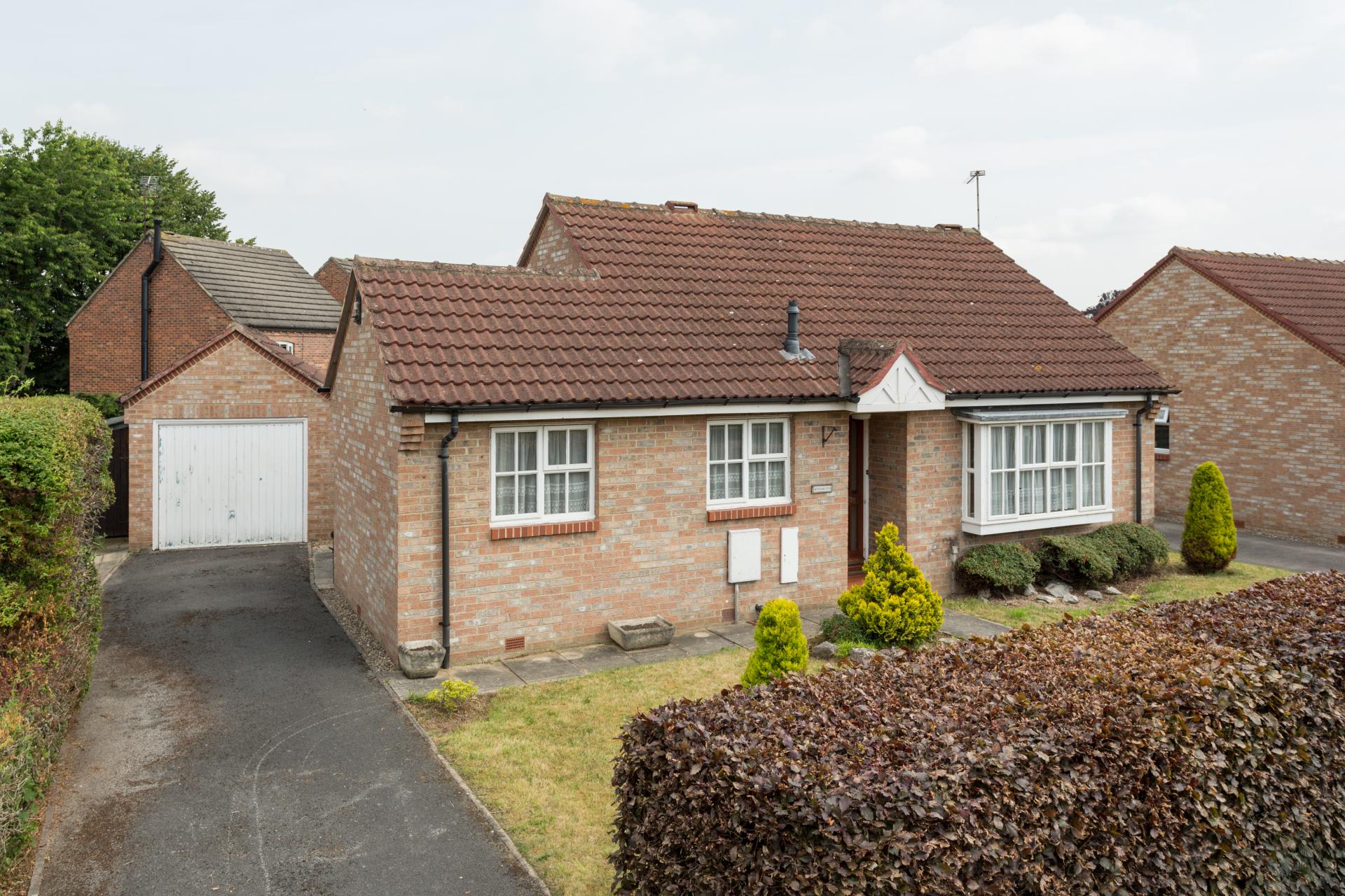 2 bedroom Detached Bungalow for sale in Boroughbridge
