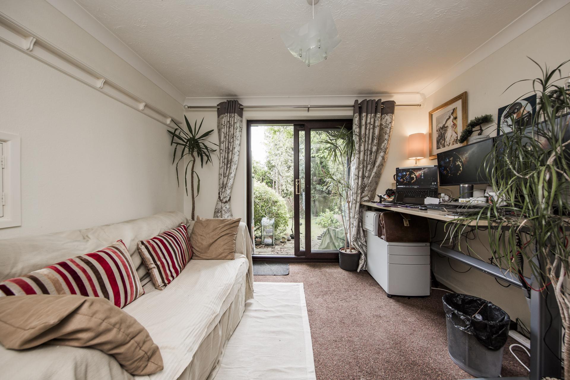 4 bedroom Detached House for sale in Crowborough