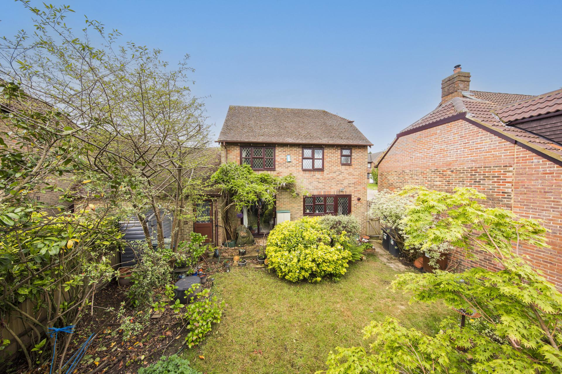 4 bedroom Detached House for sale in Crowborough