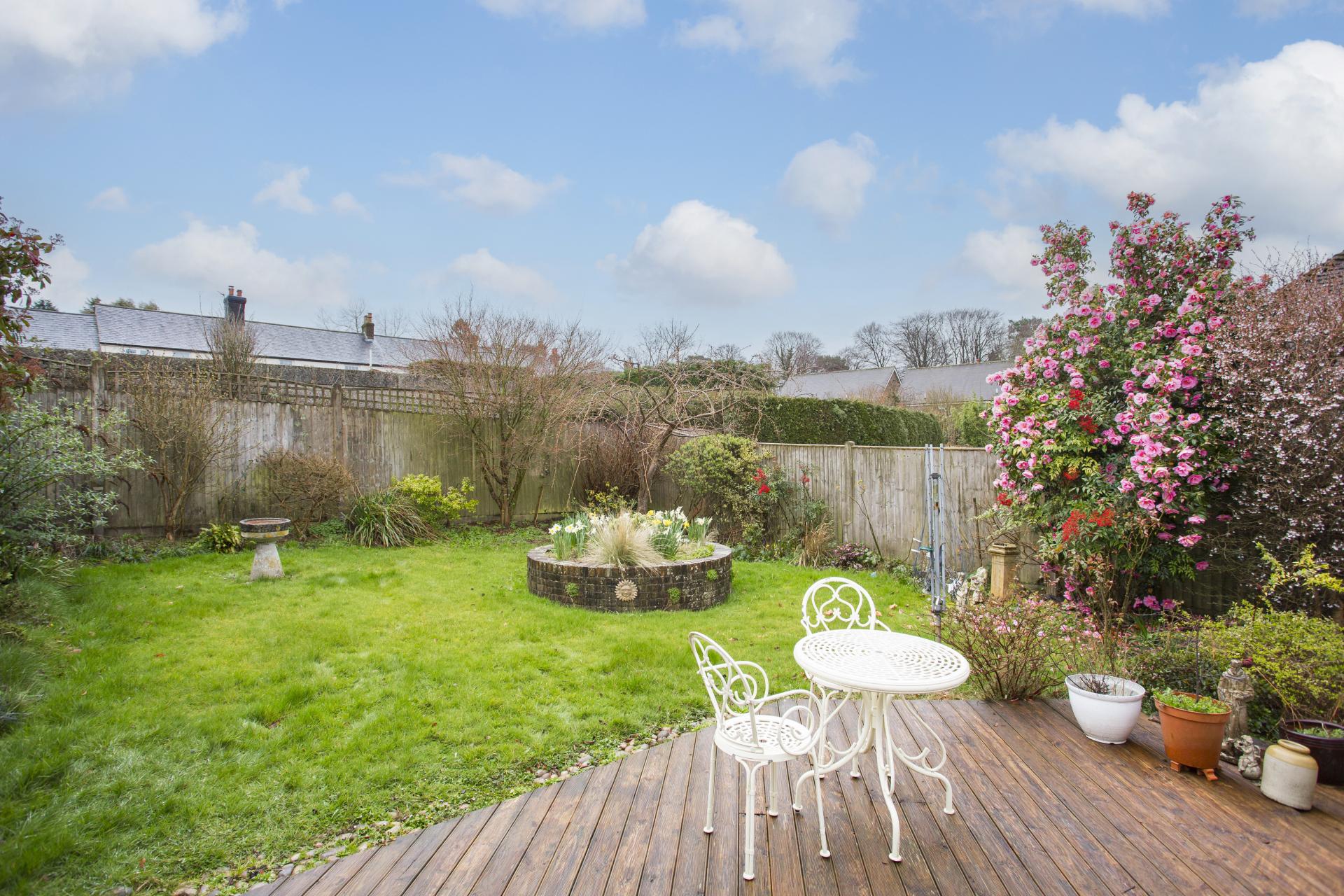 2 bedroom Detached Bungalow for sale in Heathfield