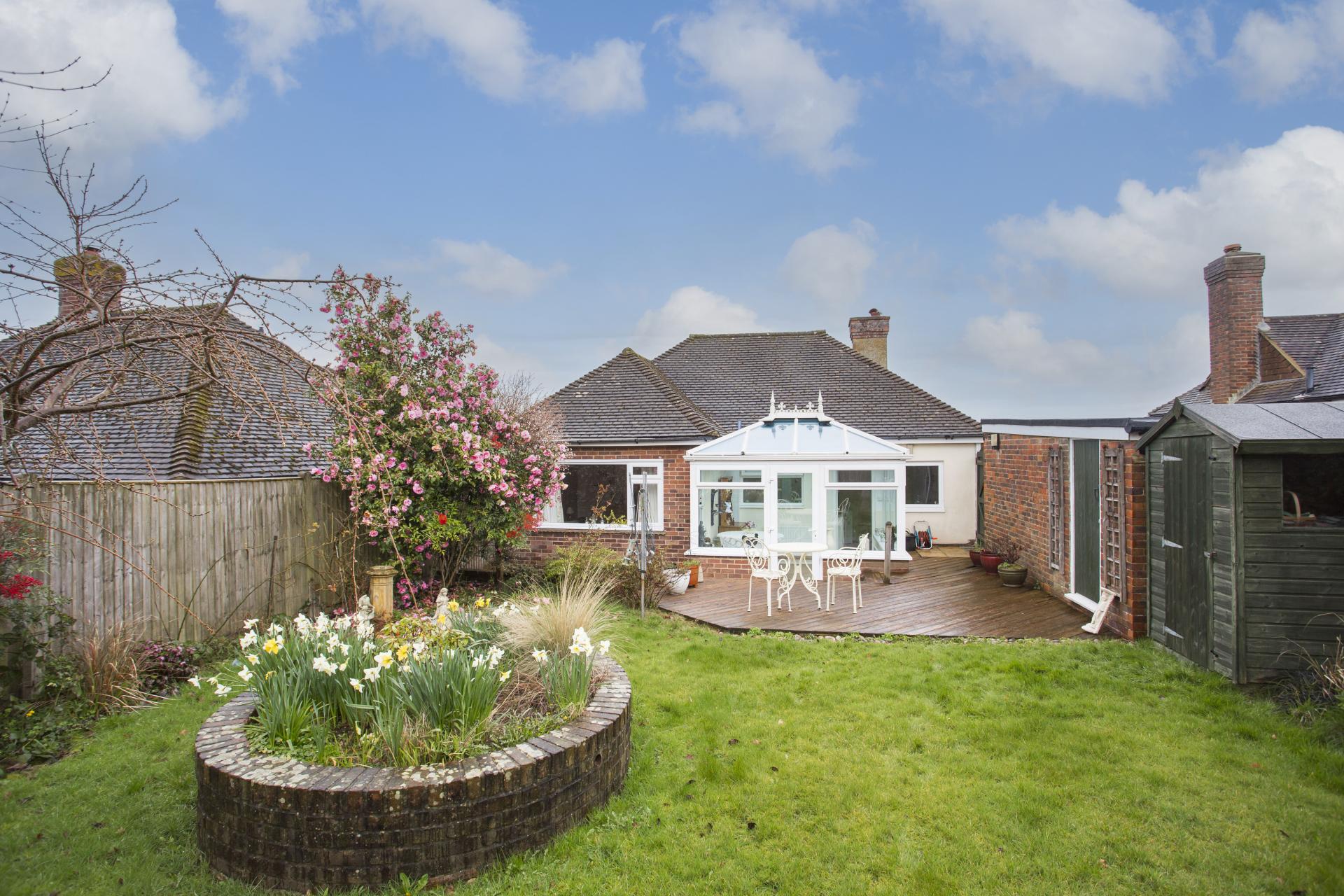 2 bedroom Detached Bungalow for sale in Heathfield