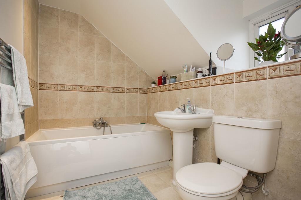 3 bedroom End of Terrace House for rent in Tonbridge