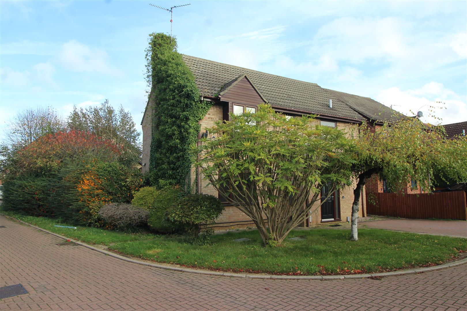 4 bedroom Detached House for sale in Werrington, Peterborough