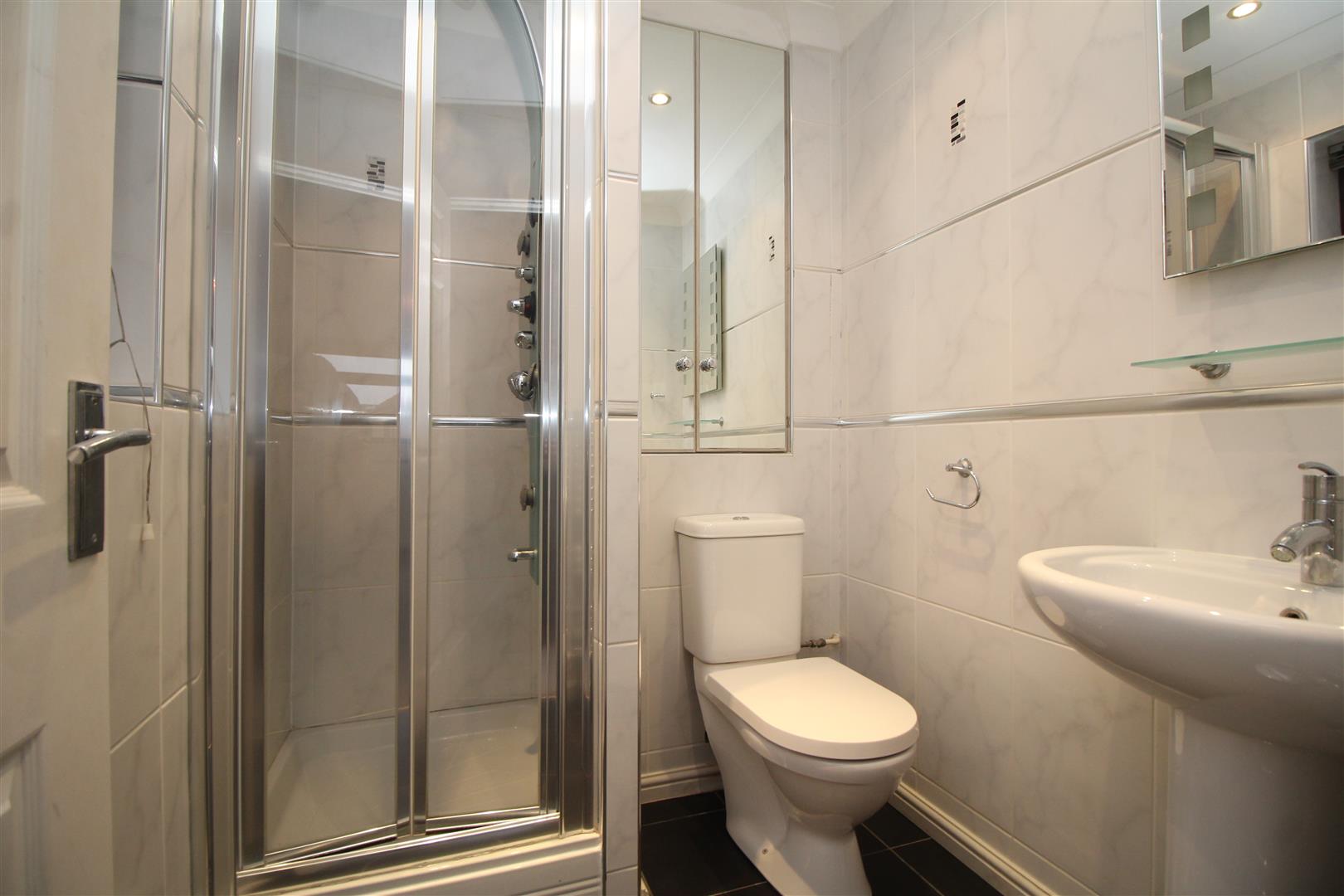 4 bedroom Detached House for sale in Werrington, Peterborough