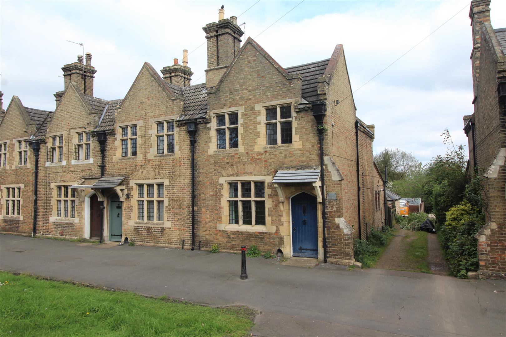 3 bedroom End of Terrace House for sale in Thorney, Peterborough