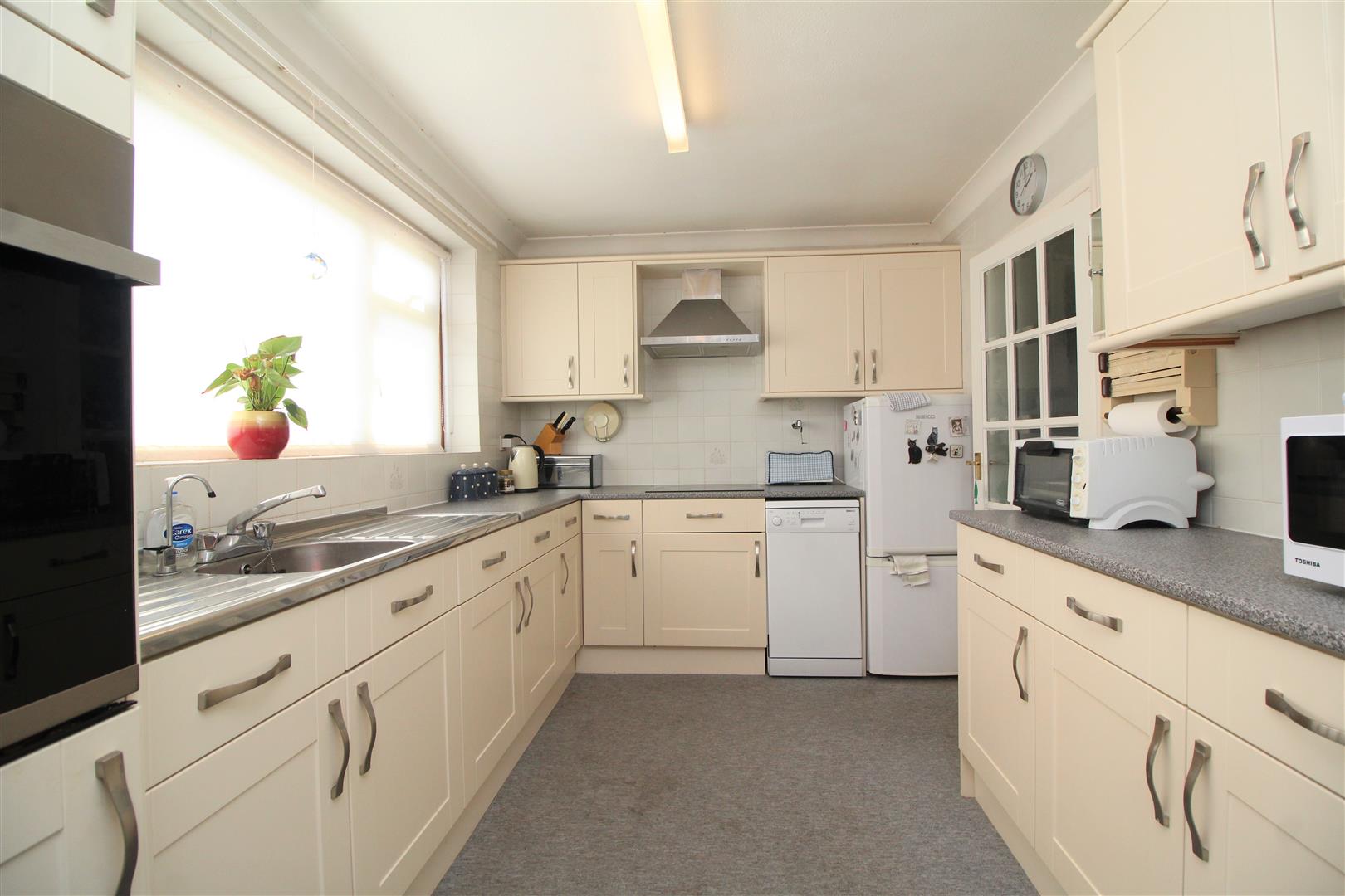 3 bedroom Detached House for sale in Folksworth, Peterborough