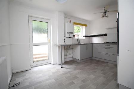 kitchen 1.JPG