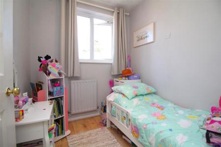 bedroom 3 .JPG