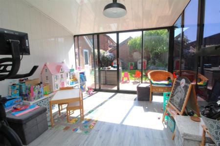 sun room.JPG