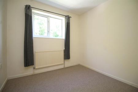 bedroom 3 .JPG