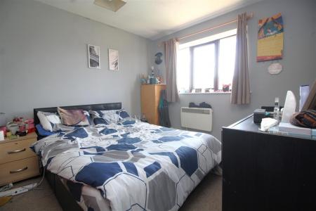bedroom image .JPG