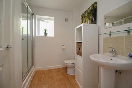 ensuite .JPG