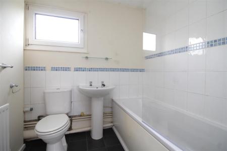 bathroom .JPG