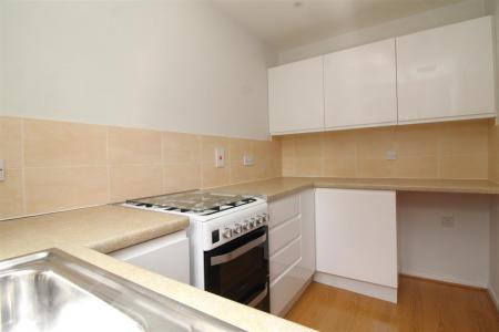 kitchen 1 .JPG