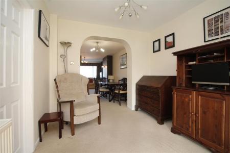sitting room 1.JPG