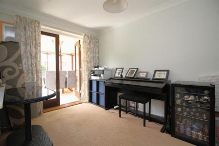 dining room .JPG