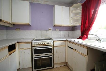 kitchen 1 .JPG
