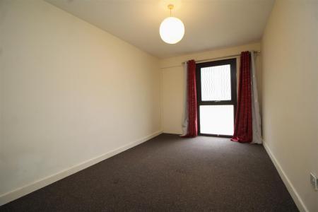 bedroom 1 .JPG