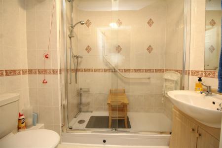 shower room .JPG