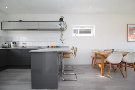 kitchen diner .JPG