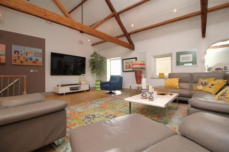 living room 3 .JPG