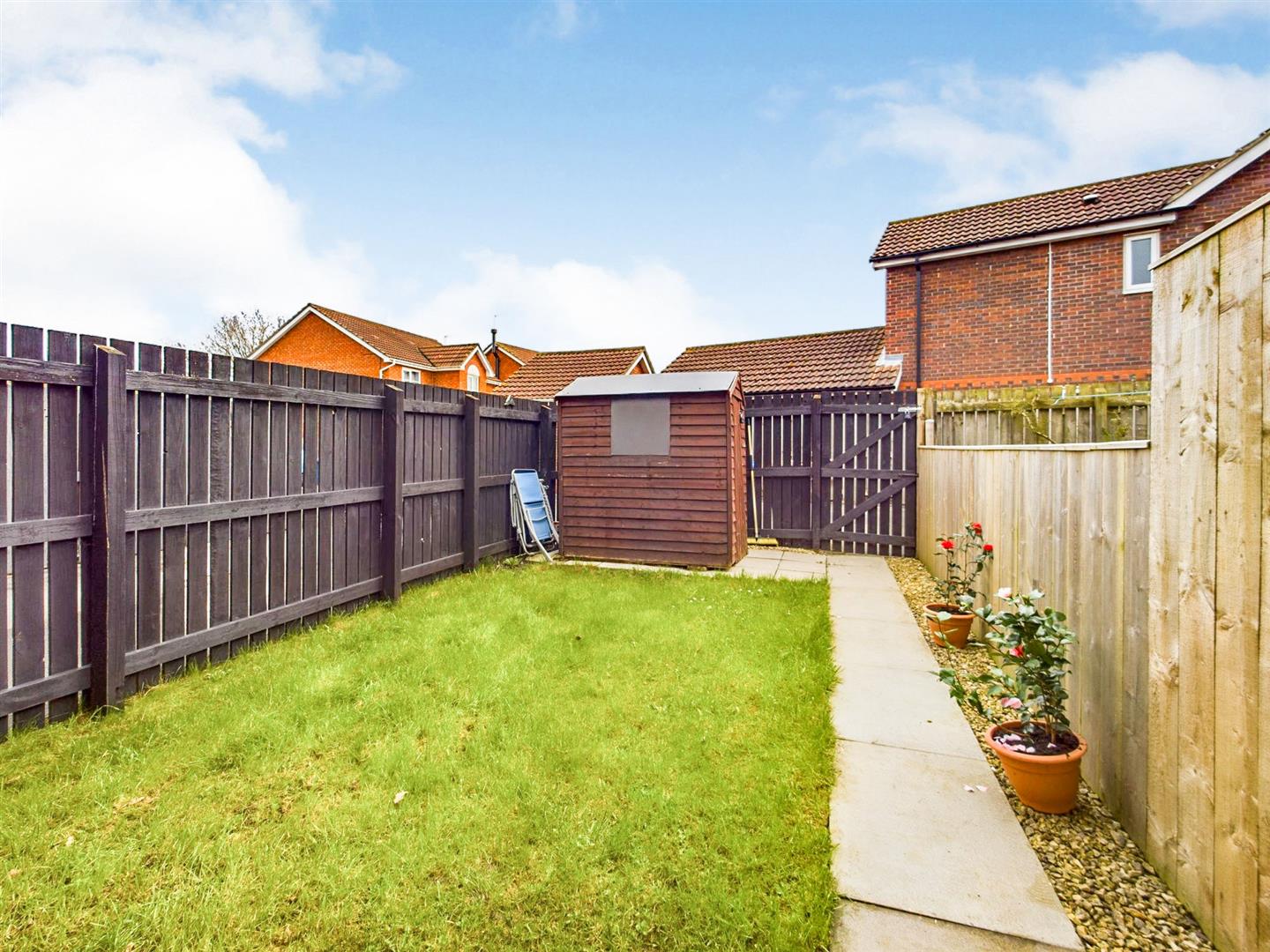 2 bedroom End of Terrace House for sale in Long Riston