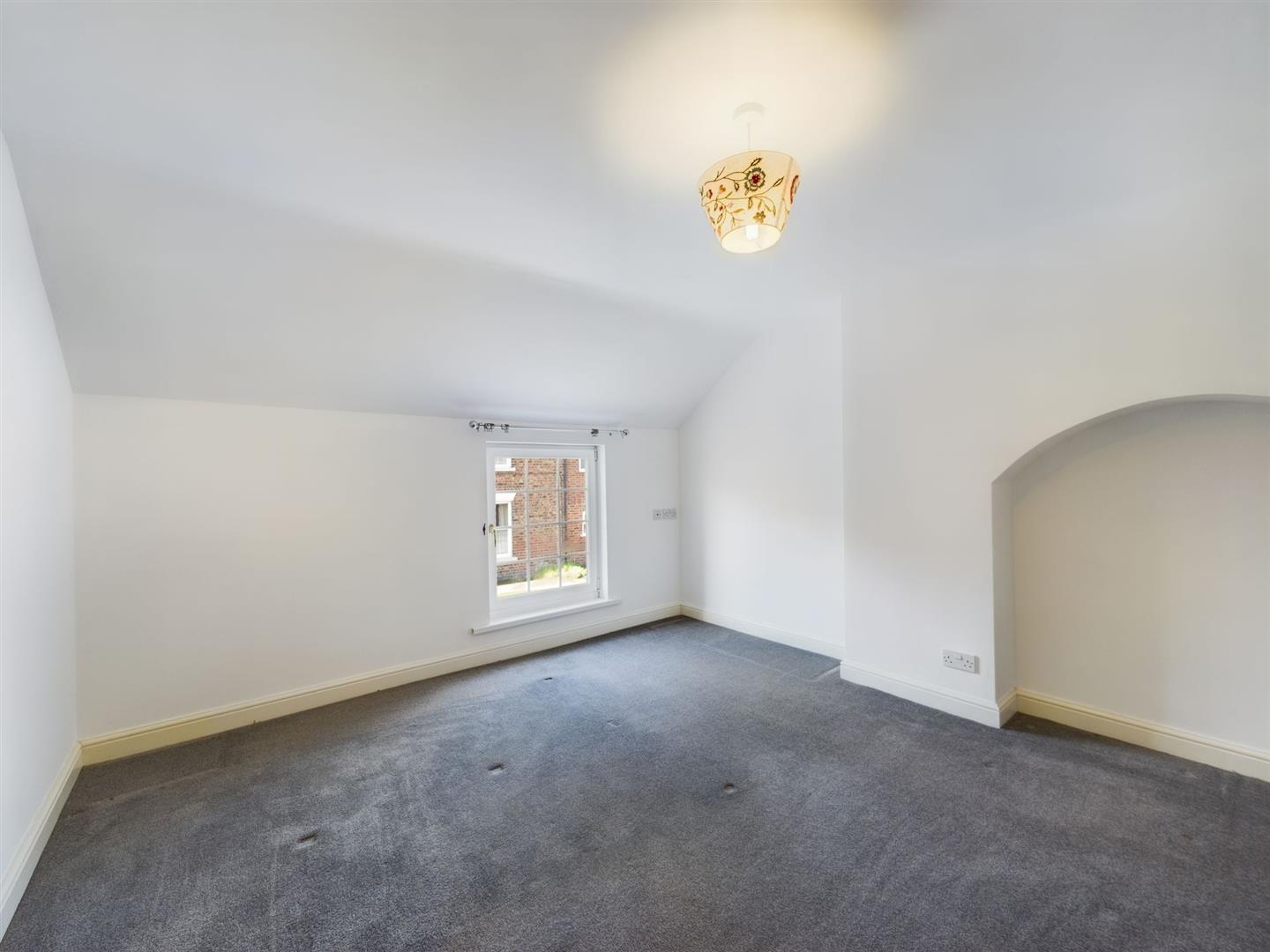 3 bedroom End of Terrace House for sale in Nafferton, Driffield