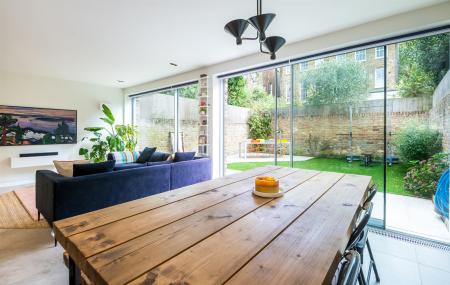 Harfield Gardens-6.jpg